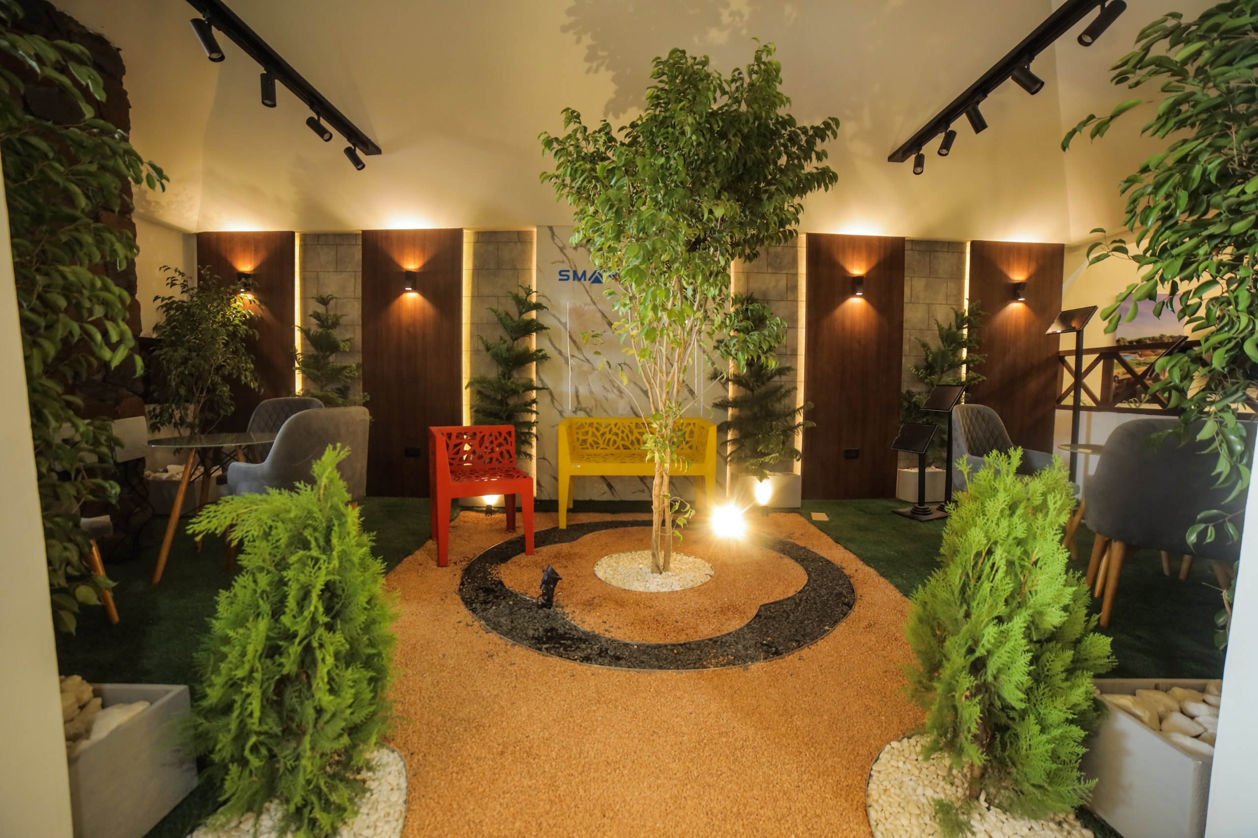 SMART GARDEN BOOTH LE MARCHE — project image 12